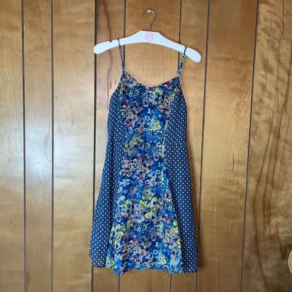 •XHILARATION• blue multi patterned flower dress in size small - Picture 2 of 8